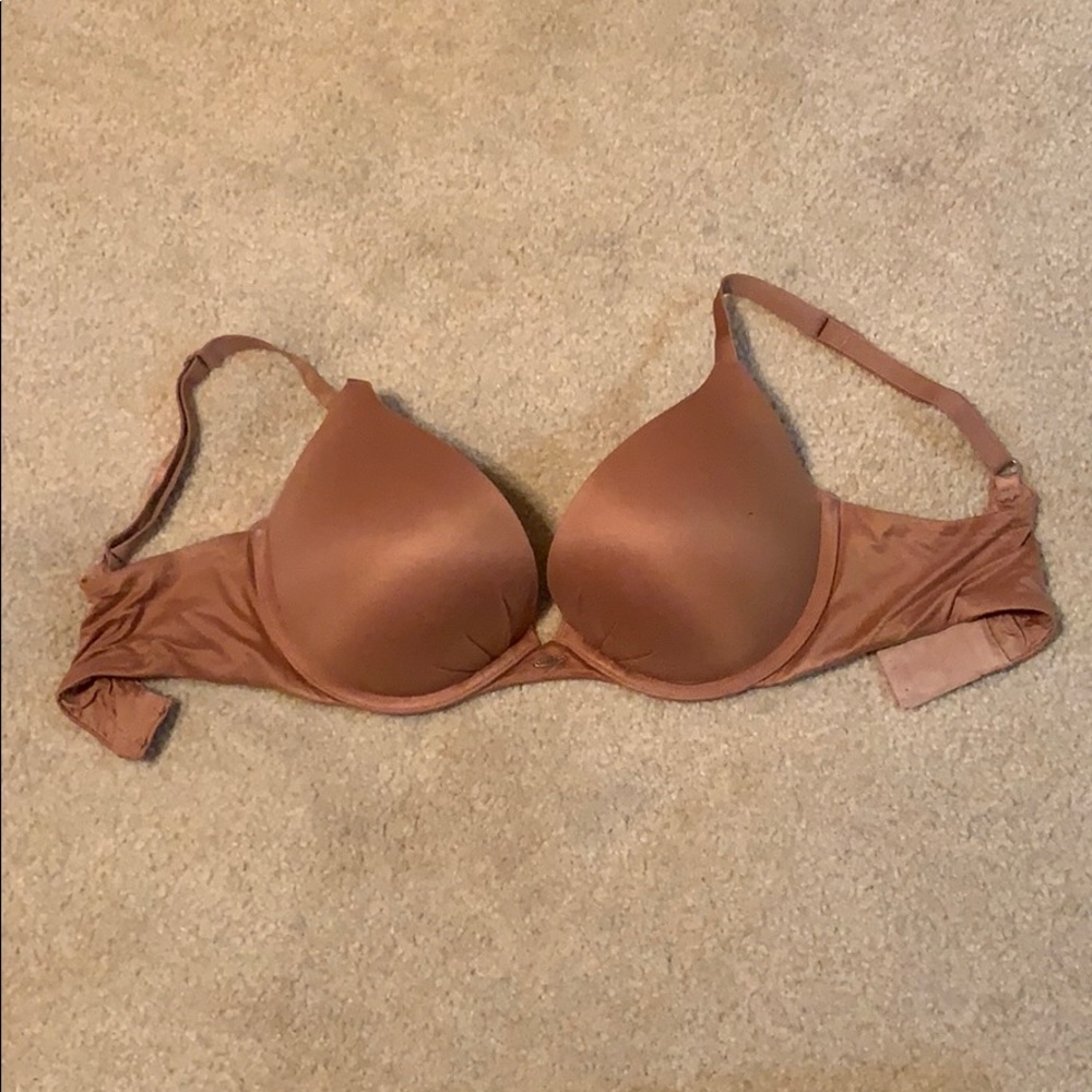 Fabulous by Victoria’s Secret plunge bra